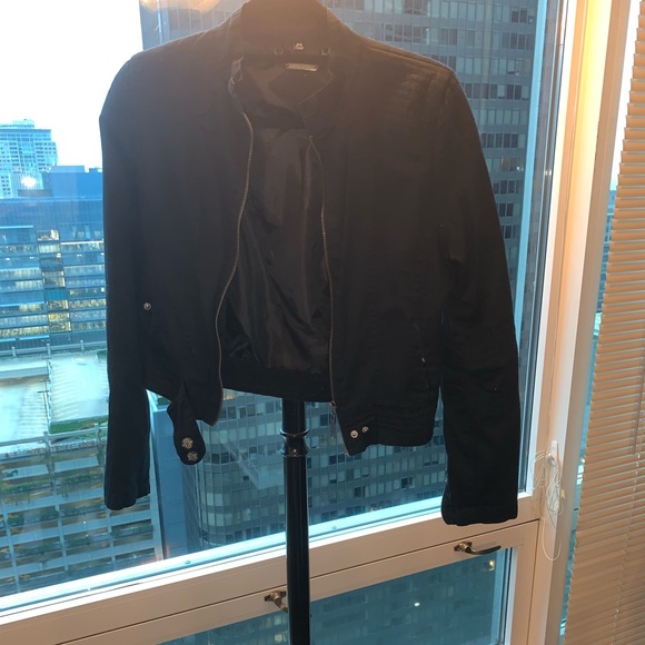 Cropped black jacket - Picture 4 of 5